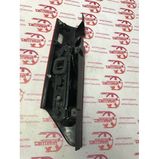 Фонарь задний правый с платой распашонка Renault Kangoo 2008-2013 8200419945